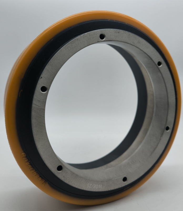 RUOTA TRAZIONE 210X78,5  6 FORI